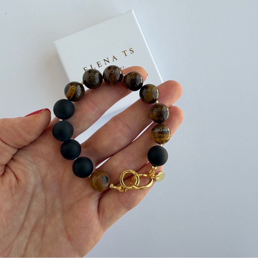 718 Black Agate and Tiger eye  Bracelet